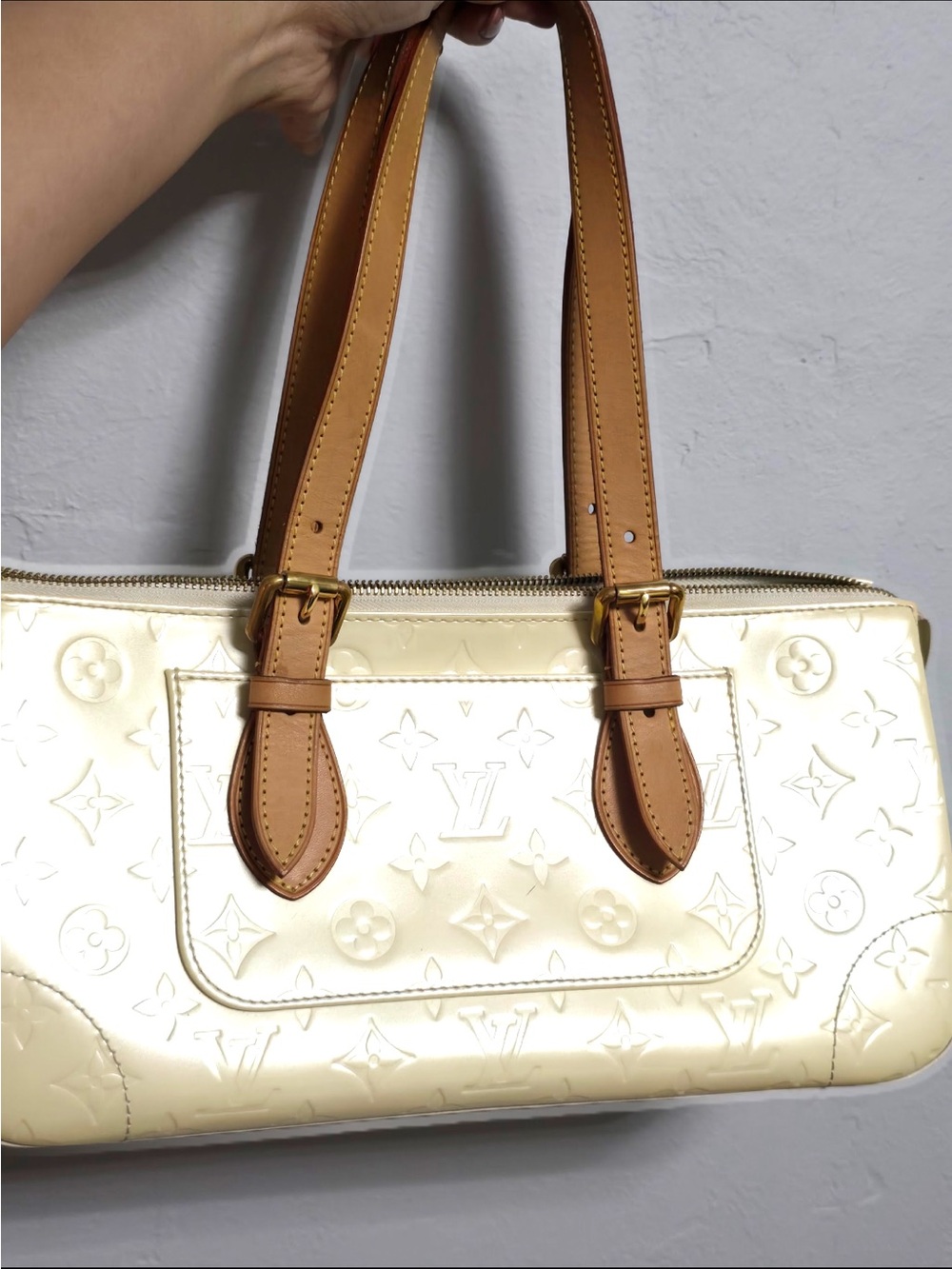 Louis Vuitton Cream Vernis Shoulder Tote with Tan Handles